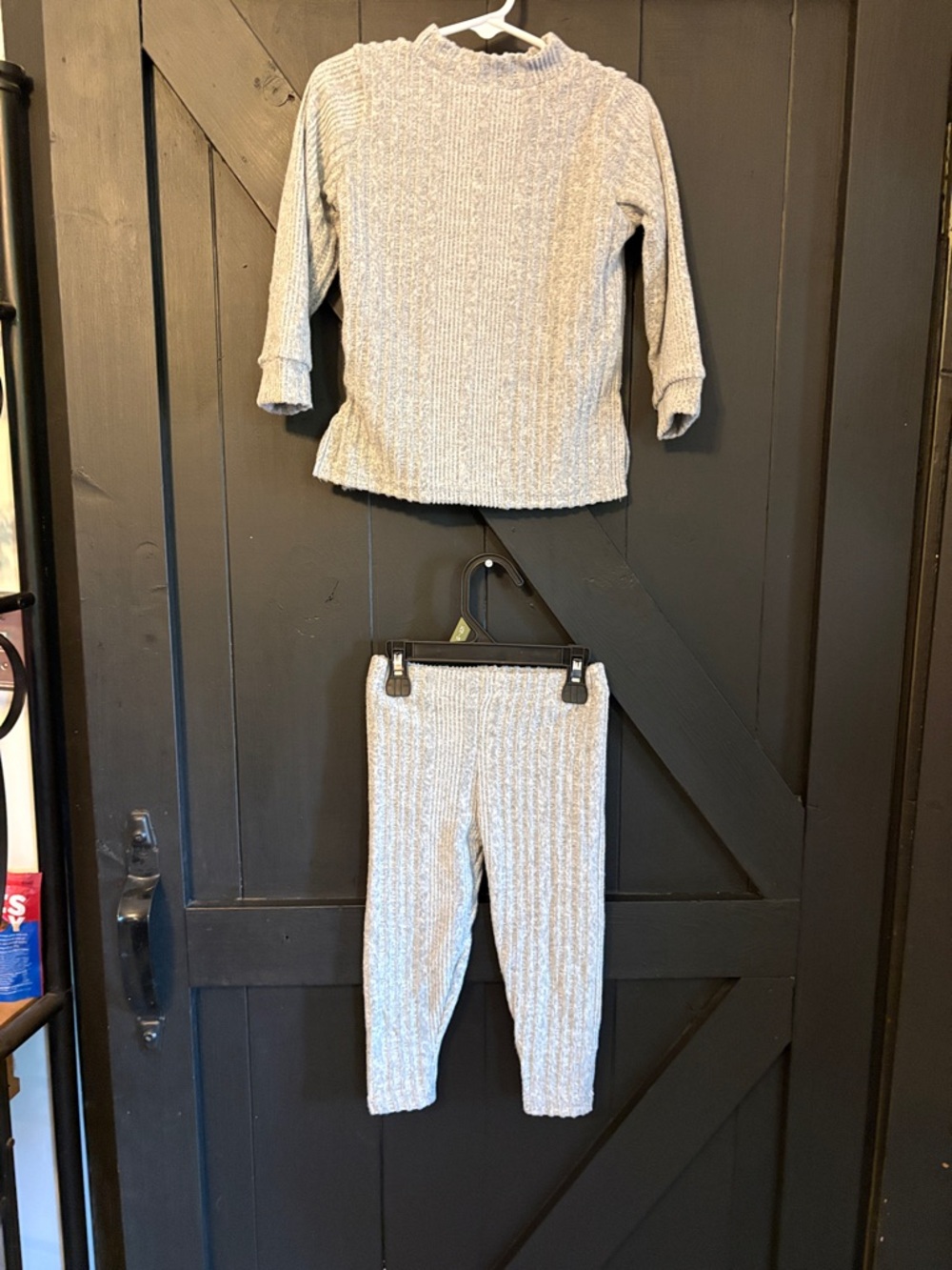 Cozy Ribbed Two-Piece Loungewear Set - Heather Light Gray